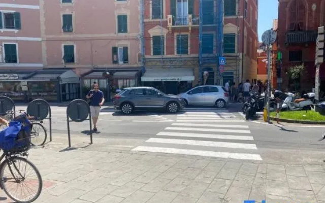 Sestri Viale Roma 15 Superior