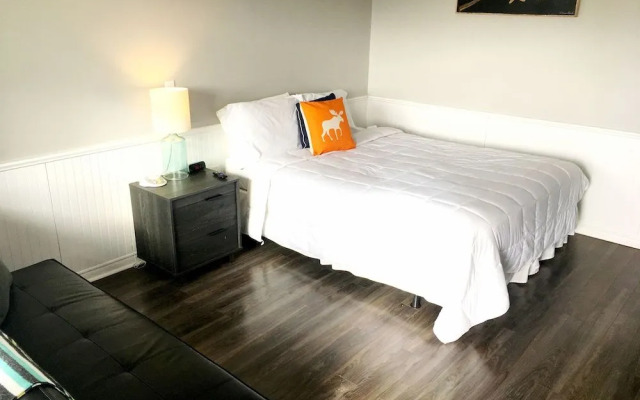 The Iona Heights Inn