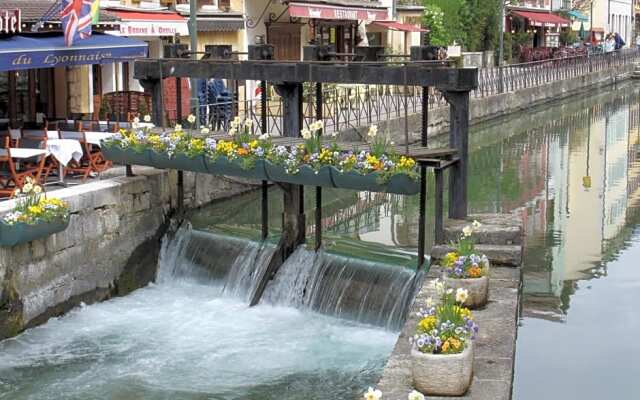 Le Sourire du Lac d'Annecy