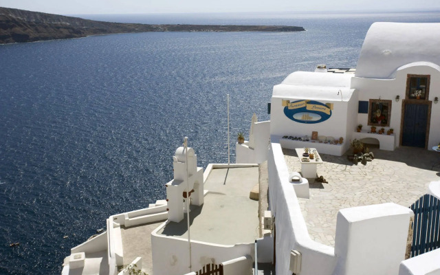 Fotinos Houses