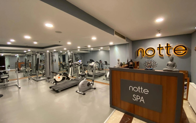 Notte Hotel