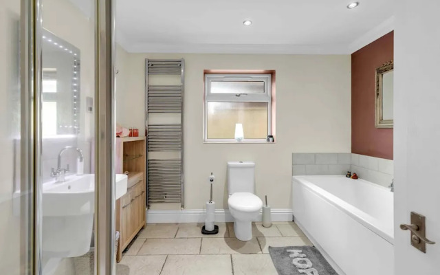 Sea Downs House With Free Parking By My Getaways