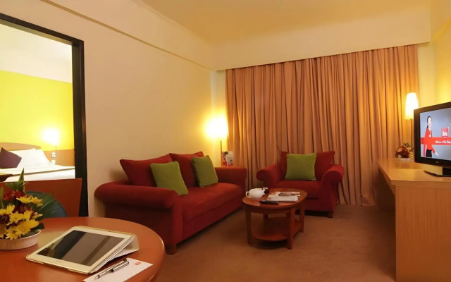 ATM Maybank Hotel Ibis Pekanbaru