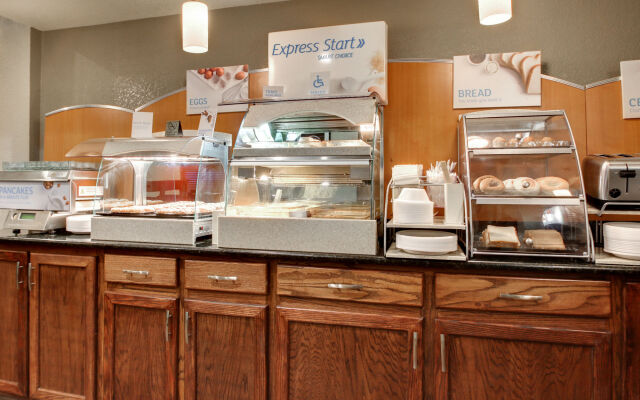 Holiday Inn Express Marshfield by IHG