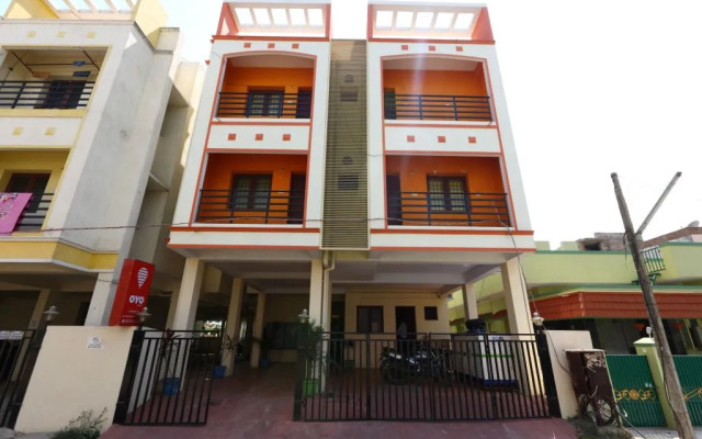 Neighbour Inn Kolathur