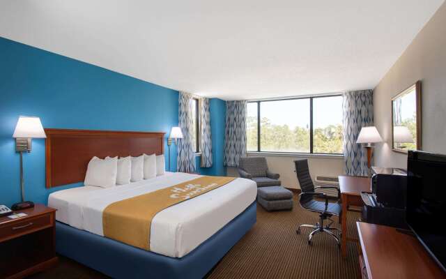 Days Inn & Suites by Wyndham Tallahassee Conf Center I-10