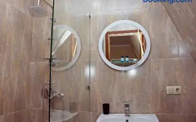 Point Hotel Tbilisi