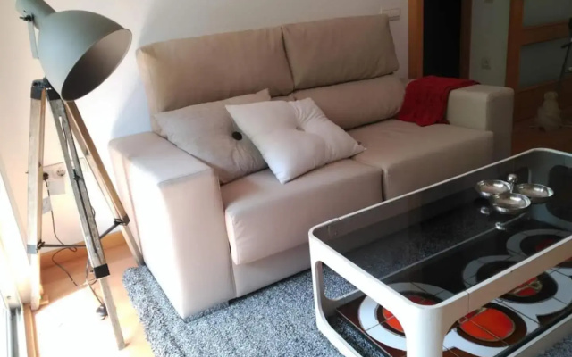 Stylish Flat, 2 Bathrooms And Swimmigpool!!