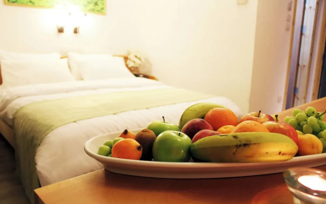 Ararat Hotel