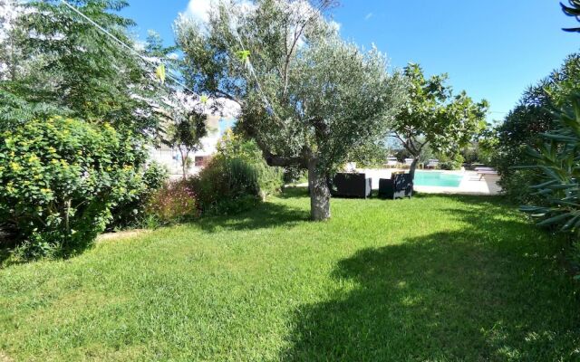 Melograno - Residenza Arcangela con Piscine nel Salento