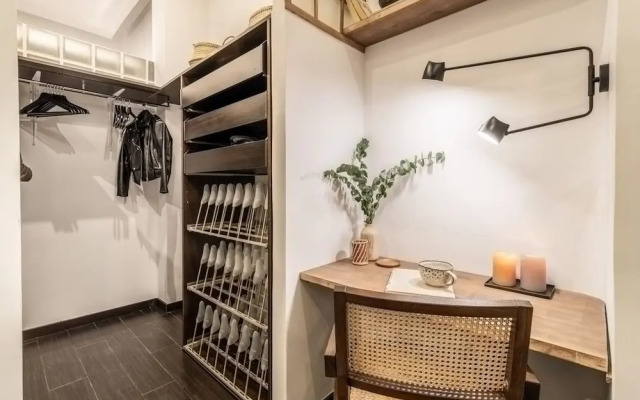 Galez - Studio and Terrace in R os Rosas