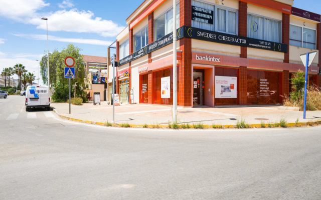 Snug holiday home in Villamartin with garden