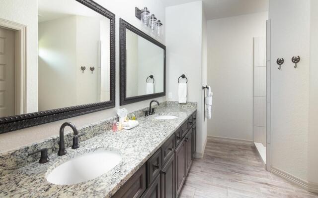 Lazy Southern Getaway