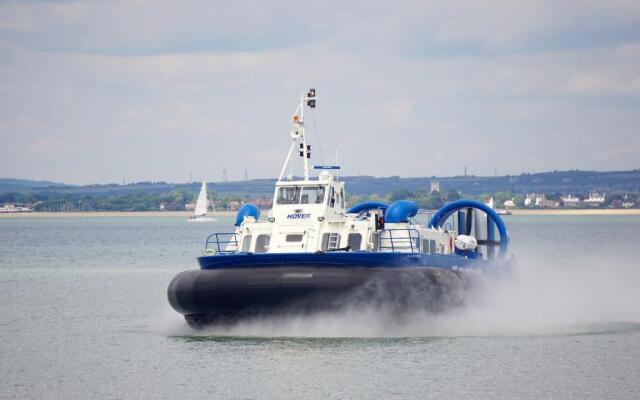 Crofton House Victorian Apartment