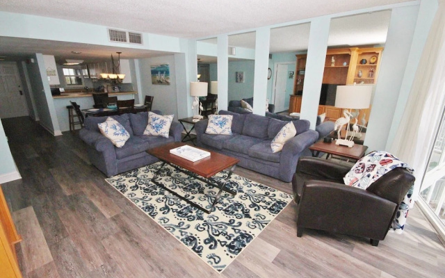 Daytona White Surf 405 Apartment 2