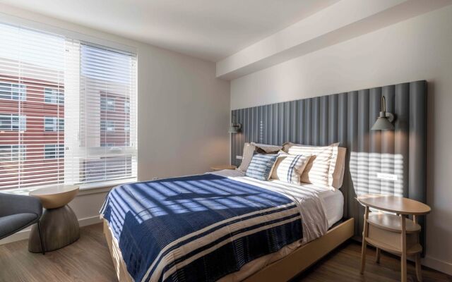 Marina Square Suites