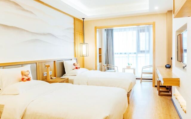 Baixin Hotel (North Station Century City)