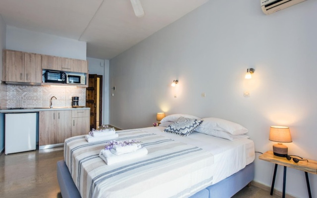 Hotel Barbati - Cozy Studio With Mountain Views