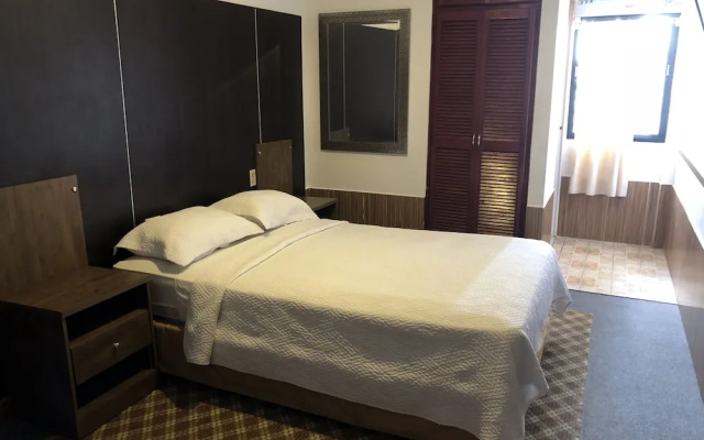 Hotel Costa Inn
