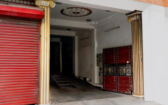 OYO 094 Bussy St Prakasam Residency