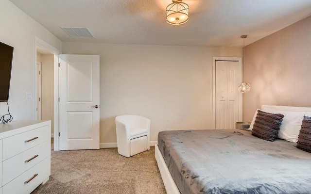 8985 CC - 5 Bedrooms Townhome Retreat