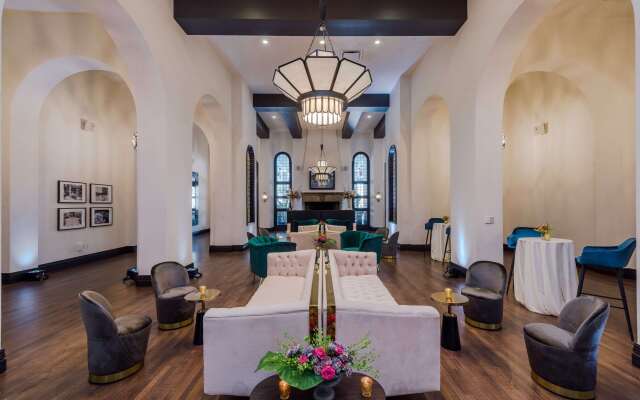 Hotel Figueroa, an Unbound Collection by Hyatt