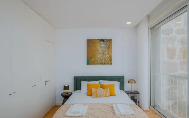 Chimney Luxury House with AC