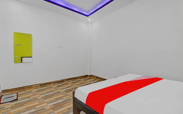 OYO Flagship 80465F R K Hotels