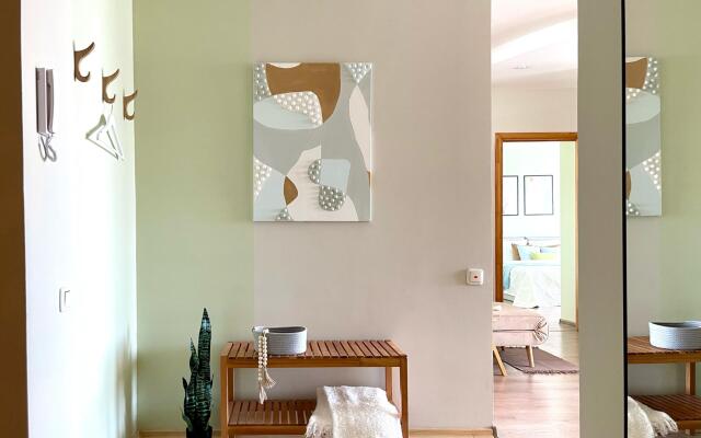 Trinidad.Place (Тринидад.Плэйс) на улице Максима Горького