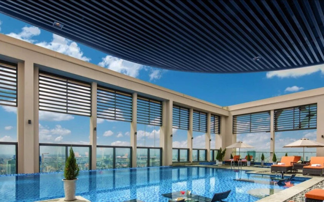 Gorgeous Apartment Next To Ocean With Pool