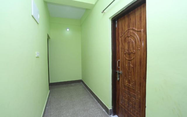 Goroomgo Hotel Moonlight Bhubaneswar