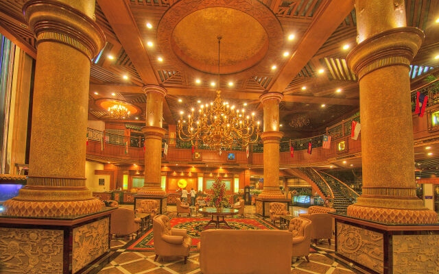 Planet Holiday Hotel & Residence