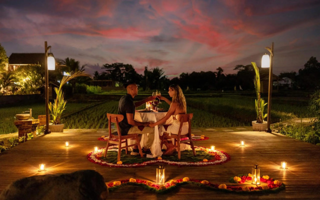 Candy Villa by Pramana Villas