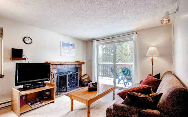 Mark IX 4 by Peak Property