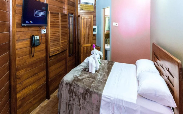Toucan Inn