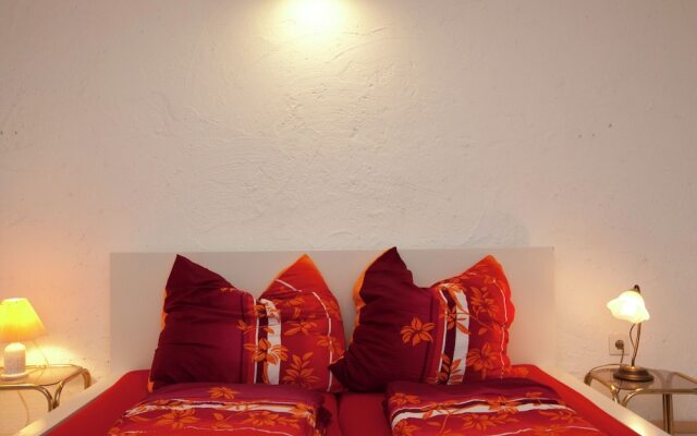 Charming Apartment in Weißenhof Near the Forest