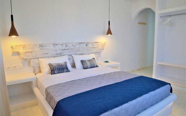Moraitis Studios Dioni Lux Inn