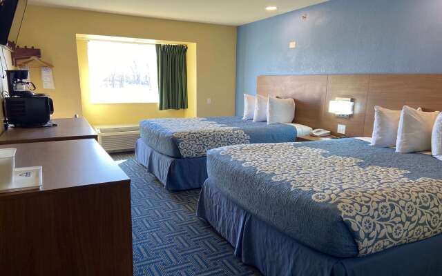 Days Inn & Suites by Wyndham Pryor