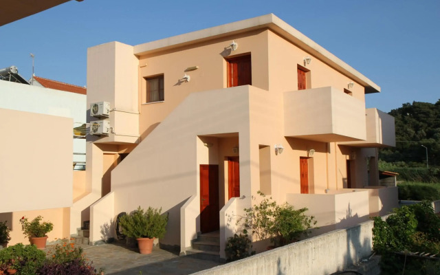 Tarsanas Apartments