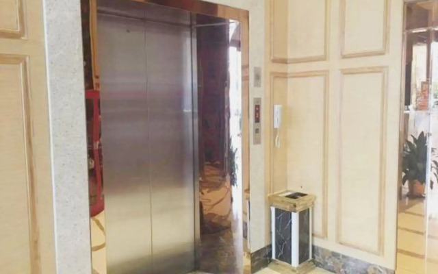 Ming Chao Holiday Hotel