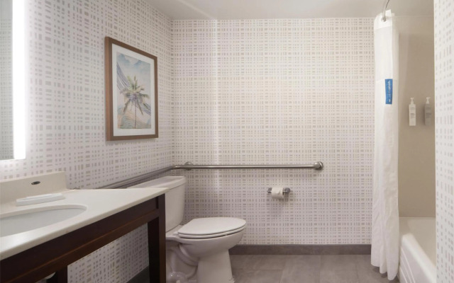 Hampton Inn & Suites Tampa-North