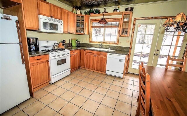 Nine Pines Lodge-537 by Big Bear Vacations