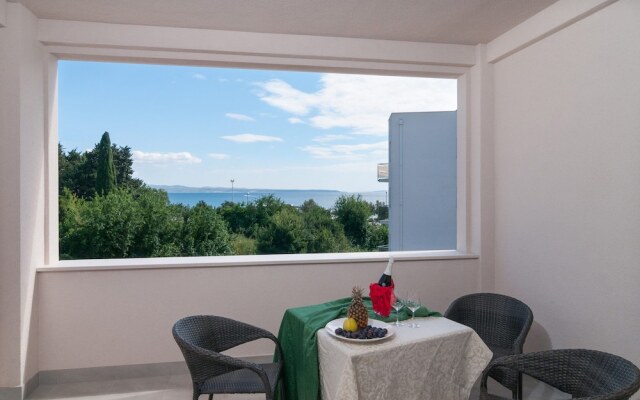 Luxury Rooms near Beach 1