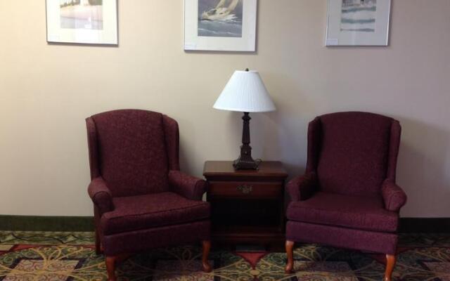 Manistee Inn & Marina