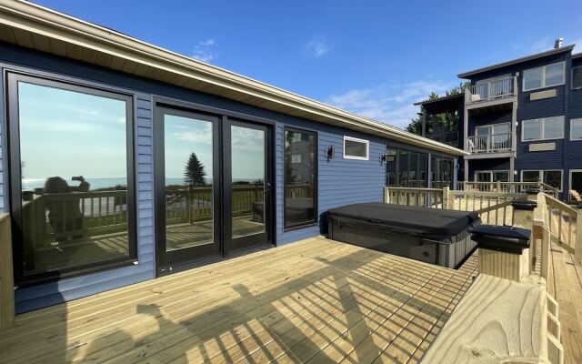 Lake Bluff Inn and Suites