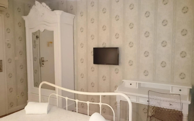 Hôtel Martigues Le 5