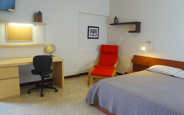 Estudios el Roble