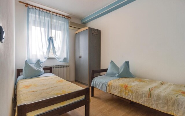 Beautiful Home in Sisan With Wifi and 5 Bedrooms