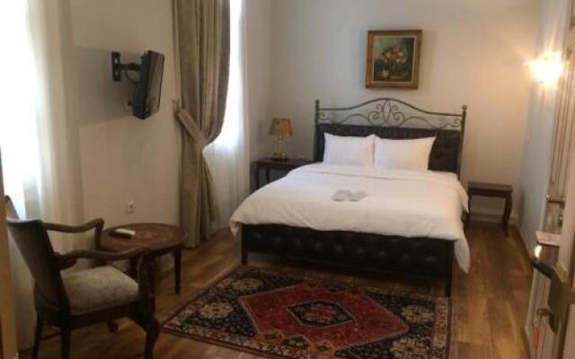 Le Bijou Luxury Rooms & Suites