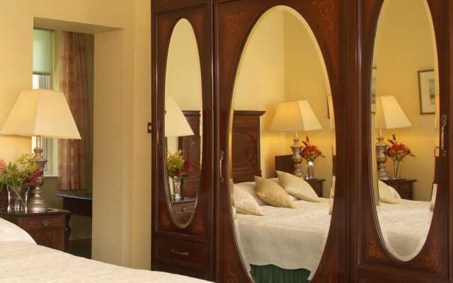 Seaview House Hotel